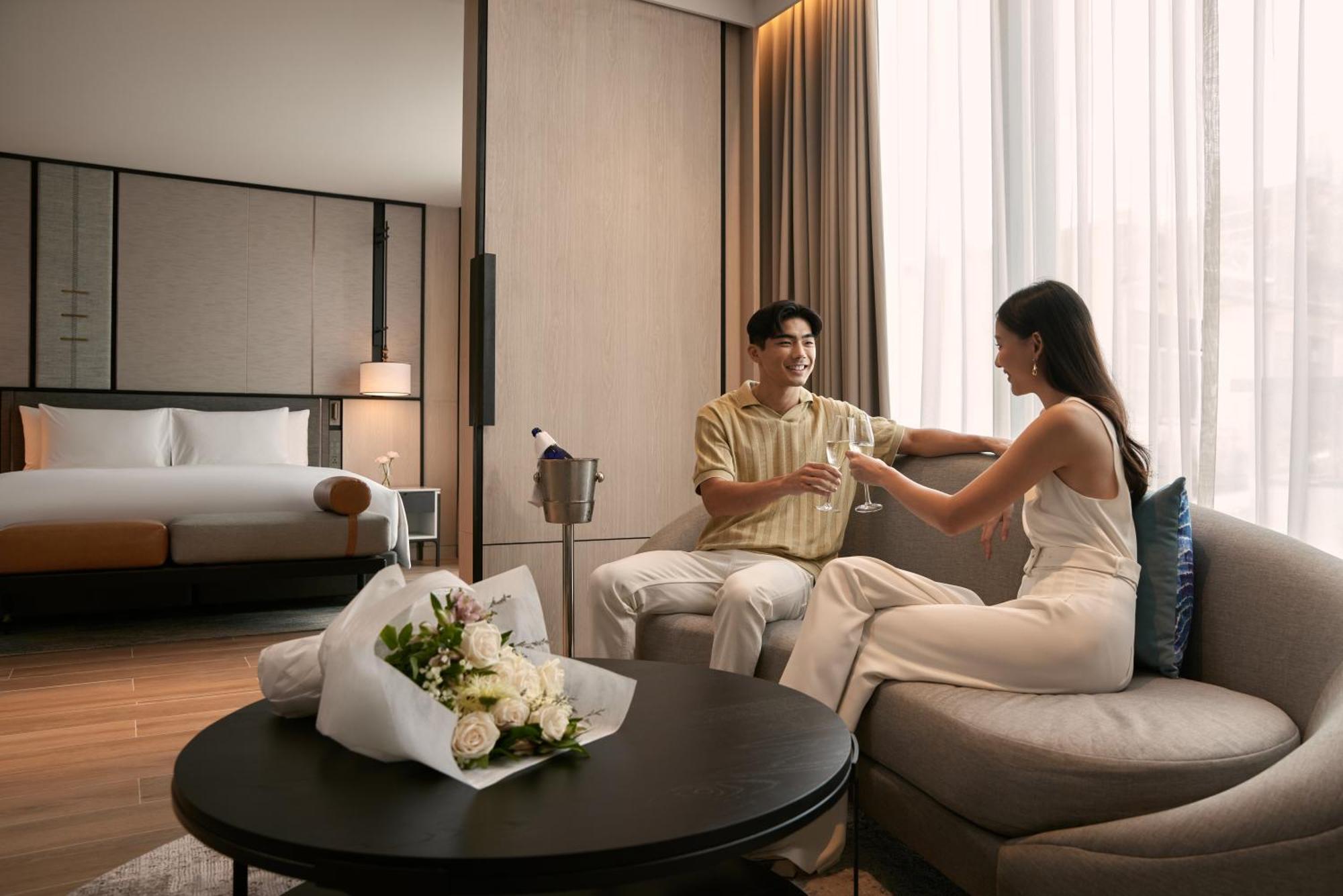 Dusitd2 Samyan Bangkok Hotel Екстериор снимка